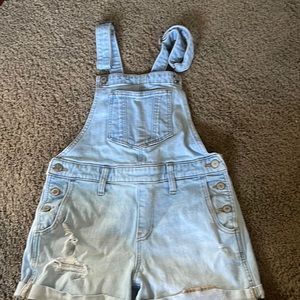 Used once- old navy overall shorts, women’s xs
